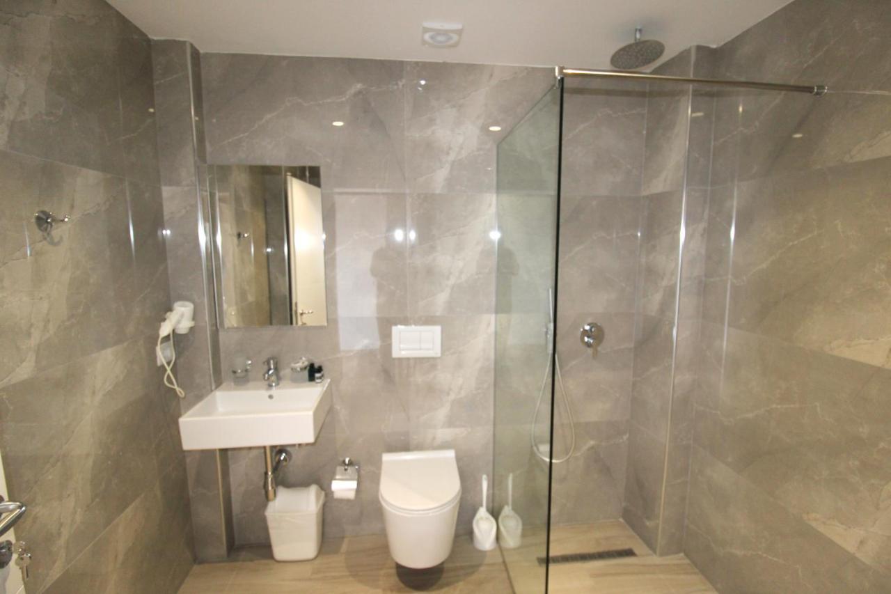 Hotel Bega Εξαμίλιο Εξωτερικό φωτογραφία